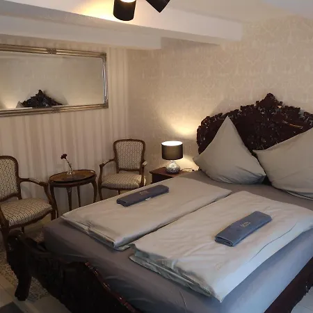 Nijole Appartement *